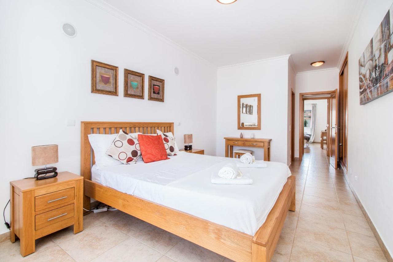 Quinta Das Palmeiras Apartment ลากอส ภายนอก รูปภาพ