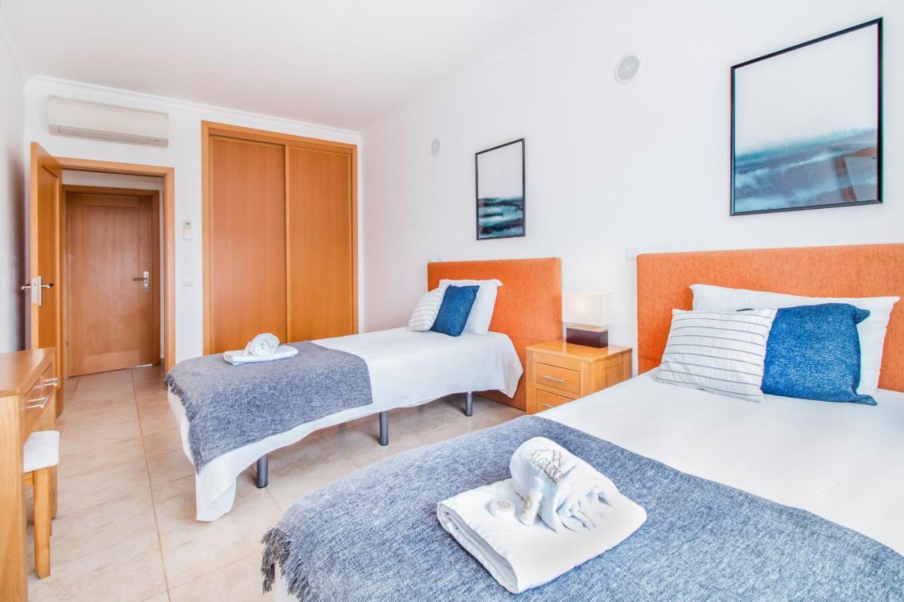 Quinta Das Palmeiras Apartment ลากอส ภายนอก รูปภาพ